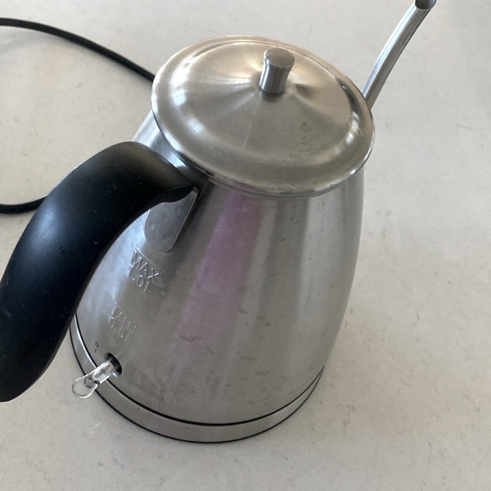 Aroma Housewares Professional Electric Gooseneck Hot Water Kettle - Picture 2 of 9